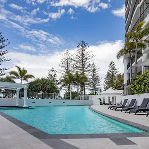 4* Апарт-отель Mantra Coolangatta